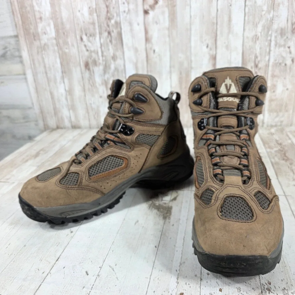 Vasque 7466 Breeze GTX Hiking Boots Mens 9W Brown Leather GORE-TEX Vibram Sole